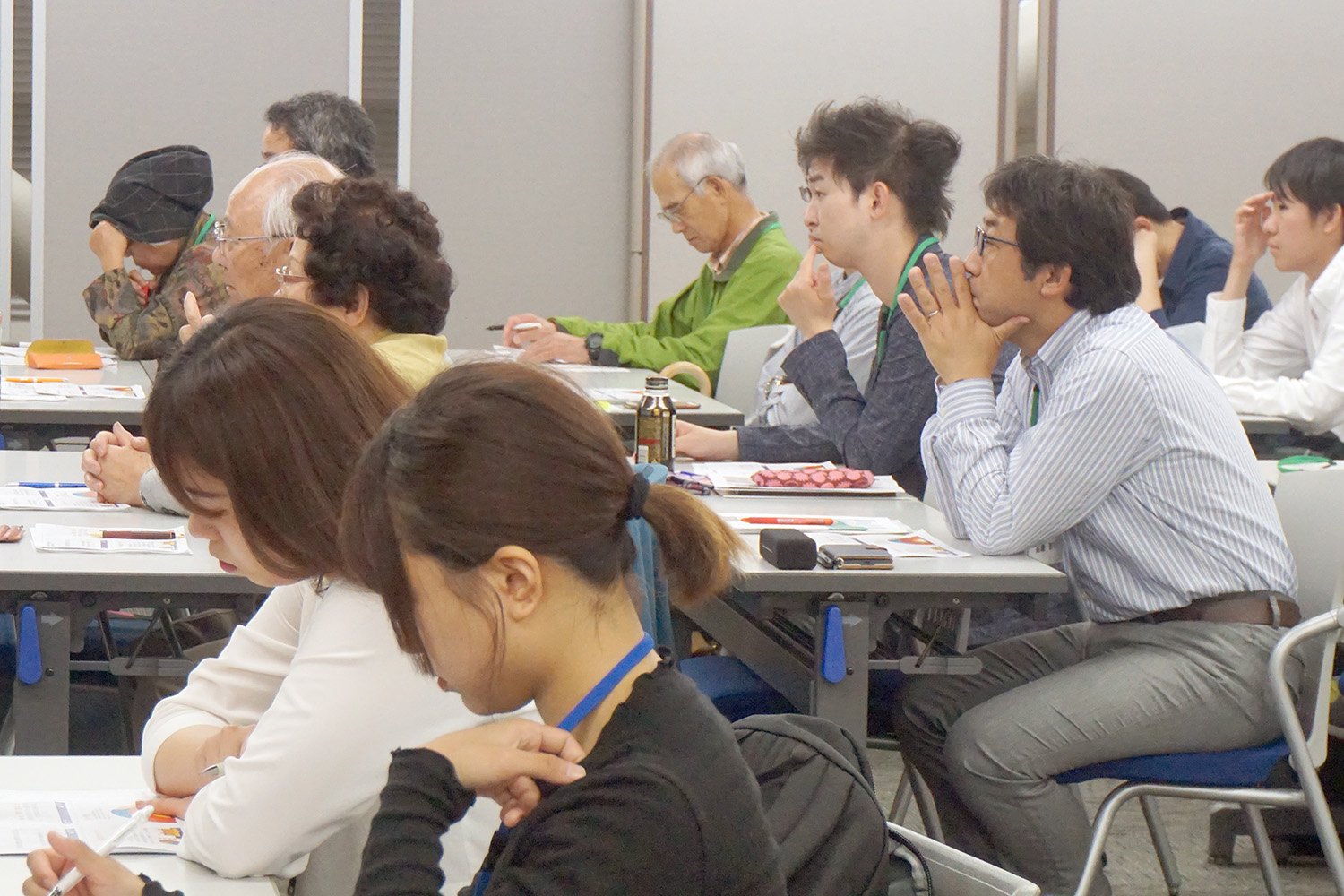 素晴らしいお二方の震災に関する熱のこもった講義を真剣に聴く受講生の皆さま